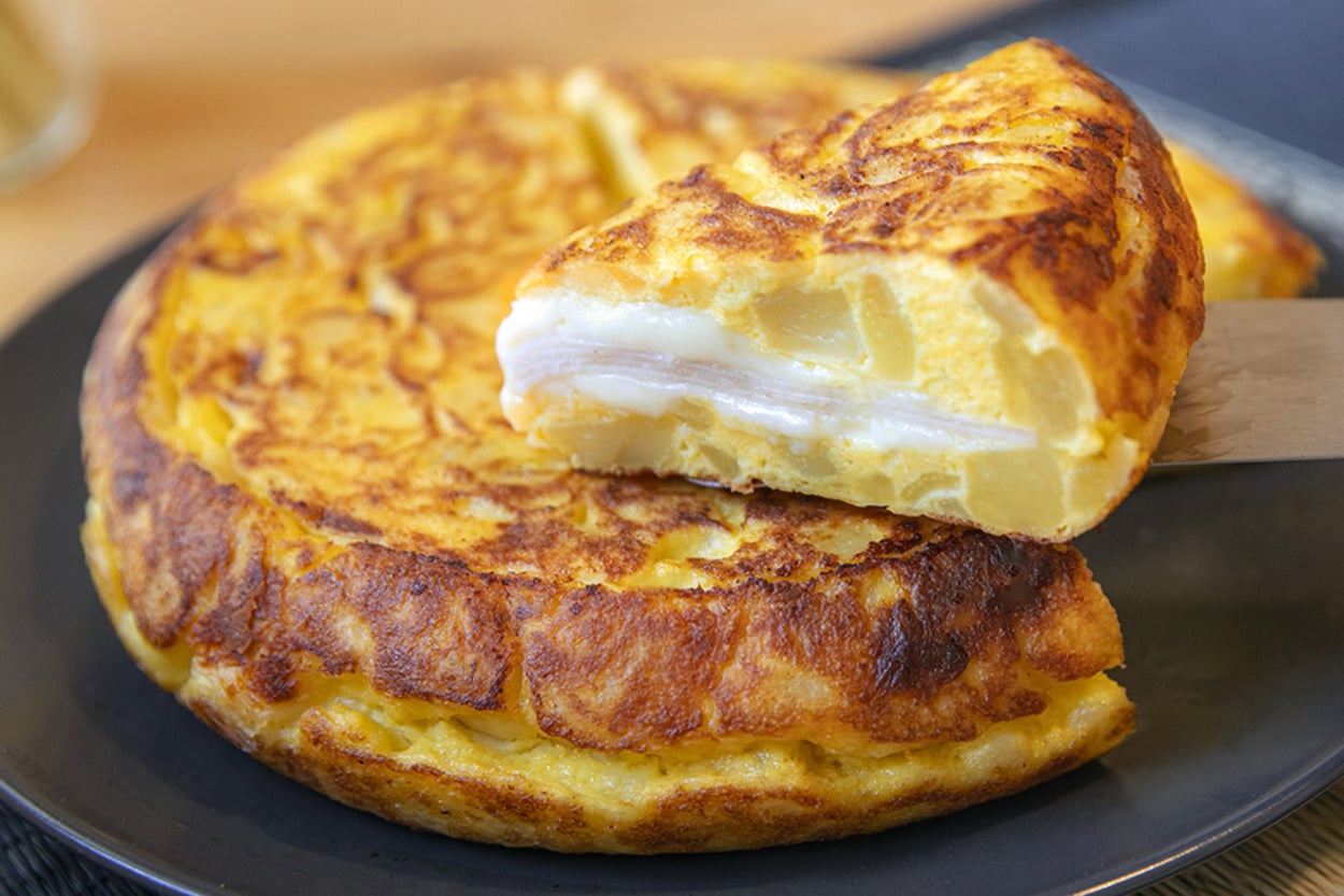 Sade Güzellik: Sandviç Usulü İspanyol Omleti Tortilla