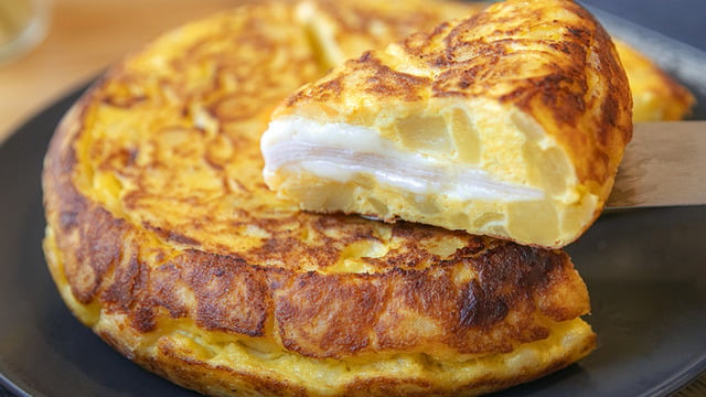 Sade Güzellik: Sandviç Usulü İspanyol Omleti Tortilla