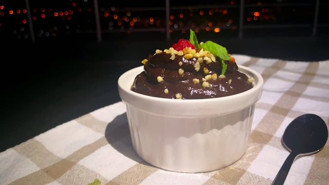 Sadece Beş Dakikanızı Alacak: Avokadolu Puding
