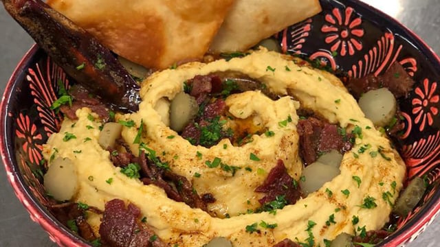 Humus'dan Vazgeçemeyenlere: Pastırmalı Humus