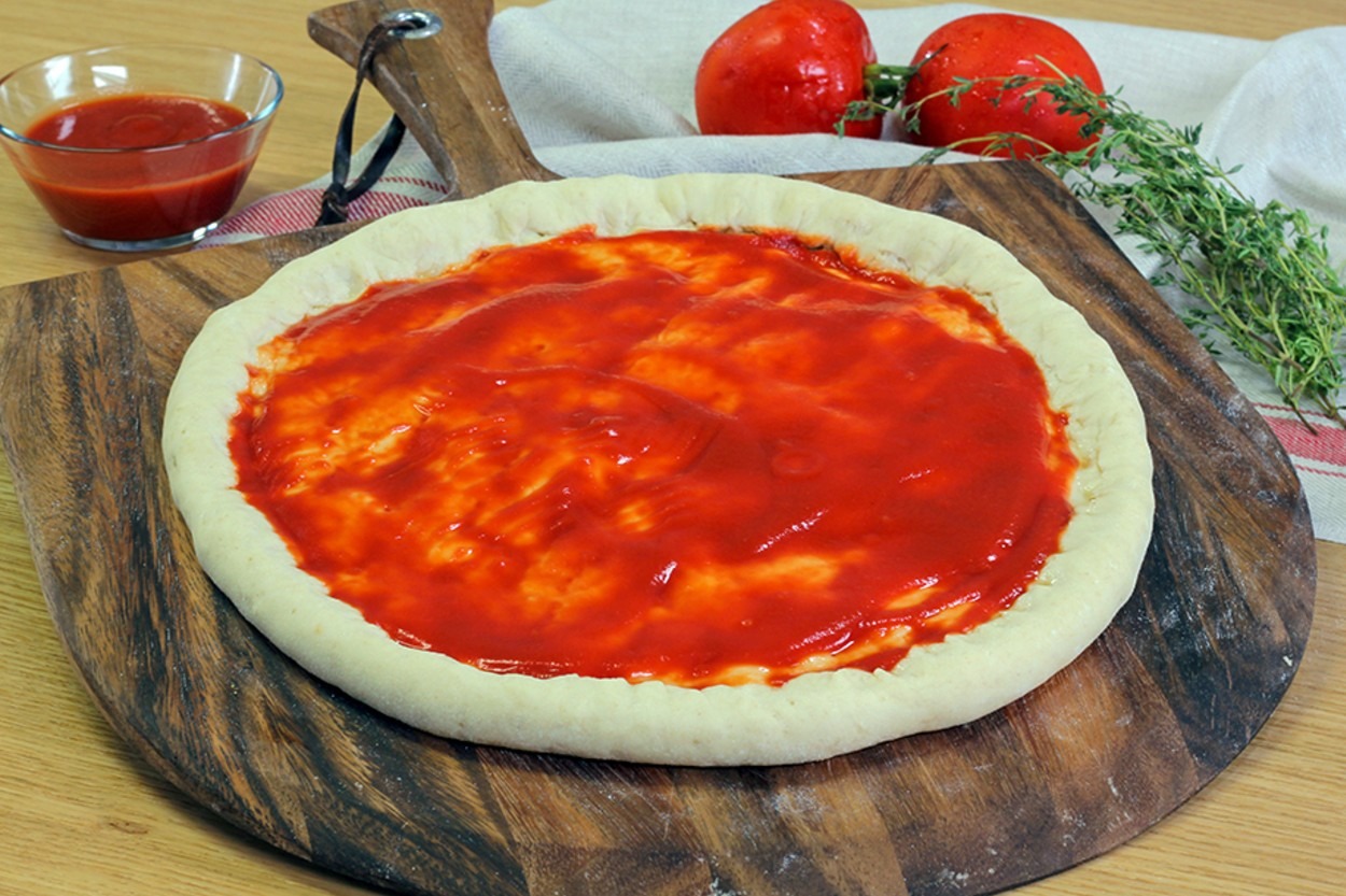 Artık Hep Evde Yapmak İsteyeceksiniz: Pizza Hamuru Yapmanın Püf Noktaları
