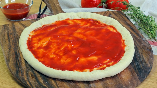 Artık Hep Evde Yapmak İsteyeceksiniz: Pizza Hamuru Yapmanın Püf Noktaları