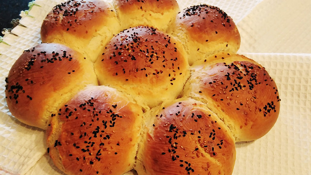 Ölçüleri Tam: Çiçek Ekmek