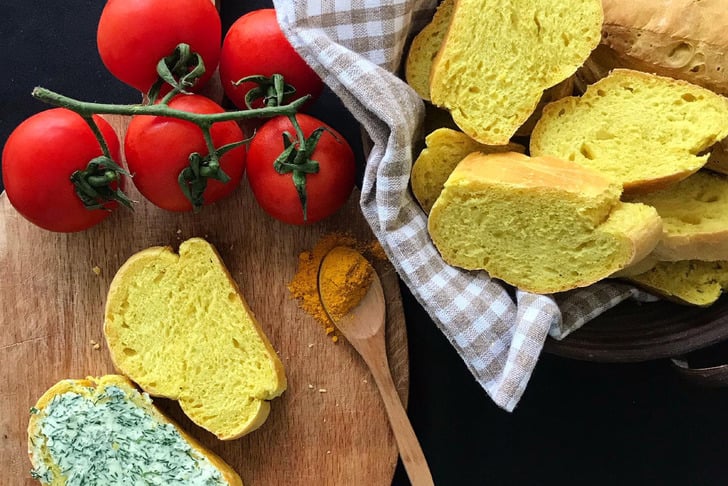Zerdeçallı Ekmek Tarifi