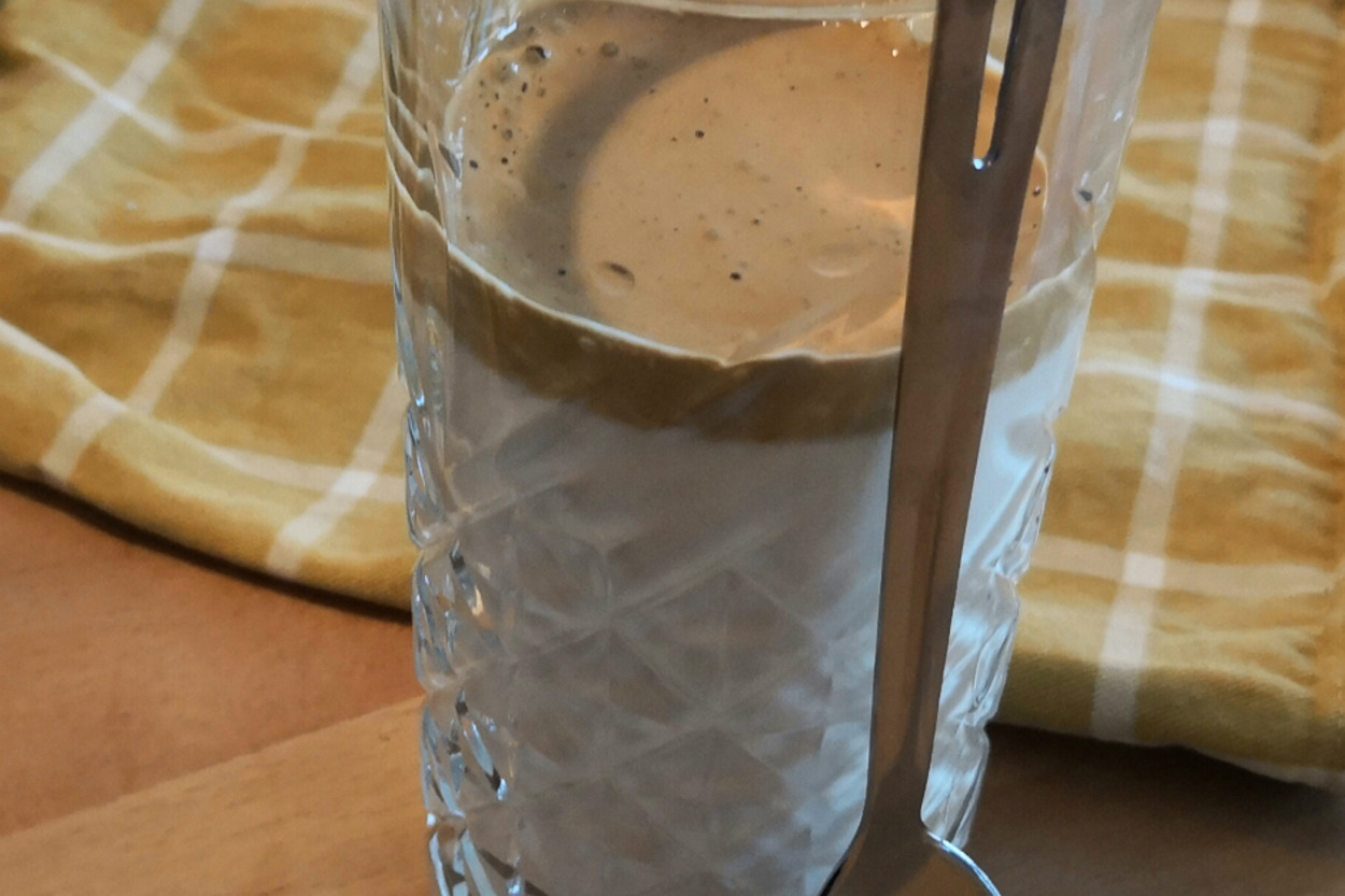 Trendi Rafine Şekersiz Yakalayalım: Fit Dalgona Kahvesi