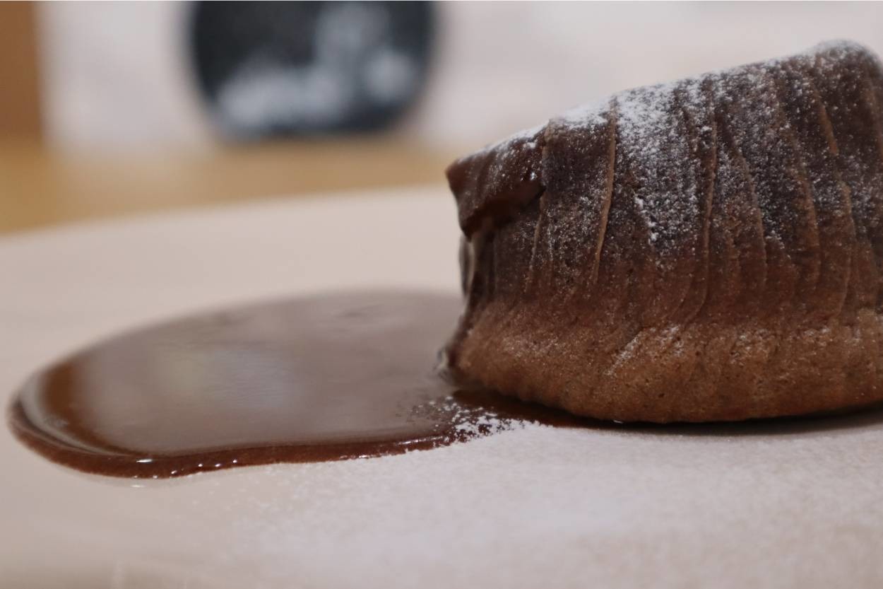 Sadece 4 Malzemeli: Pratik Çikolatalı Sufle