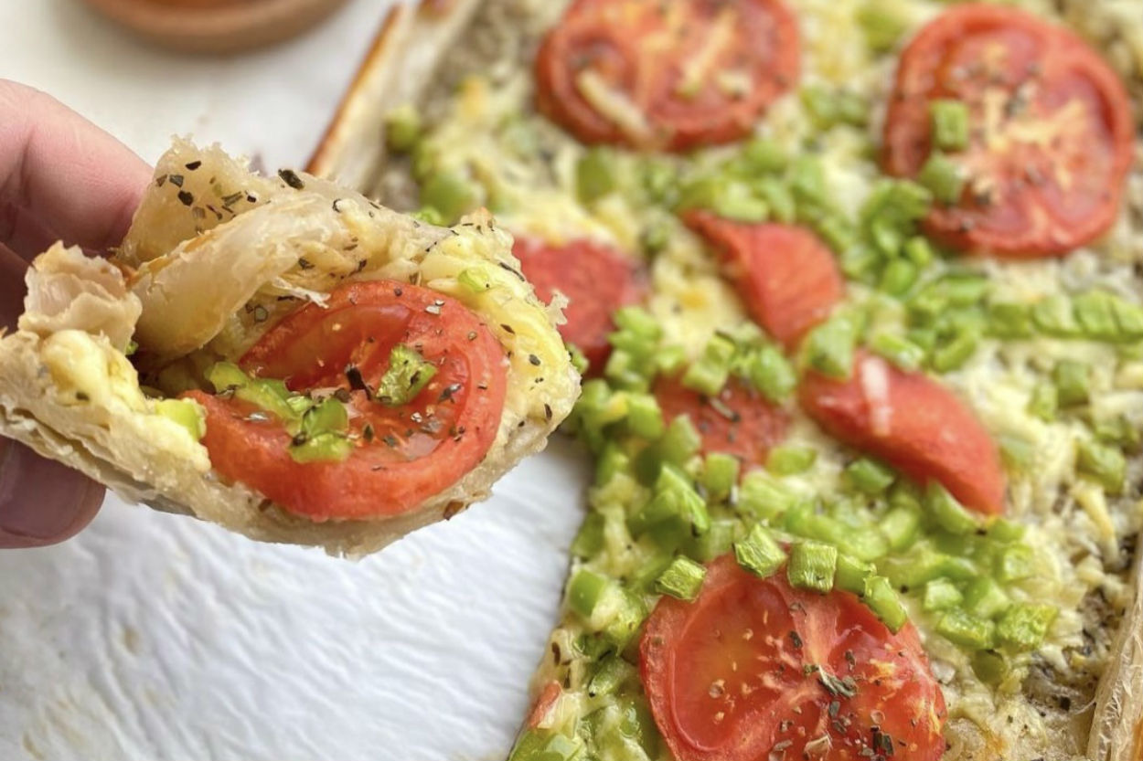 Çabucak Hazırlanan: Pratik Kahvaltı Pizzası