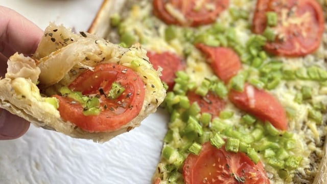 Çabucak Hazırlanan: Pratik Kahvaltı Pizzası