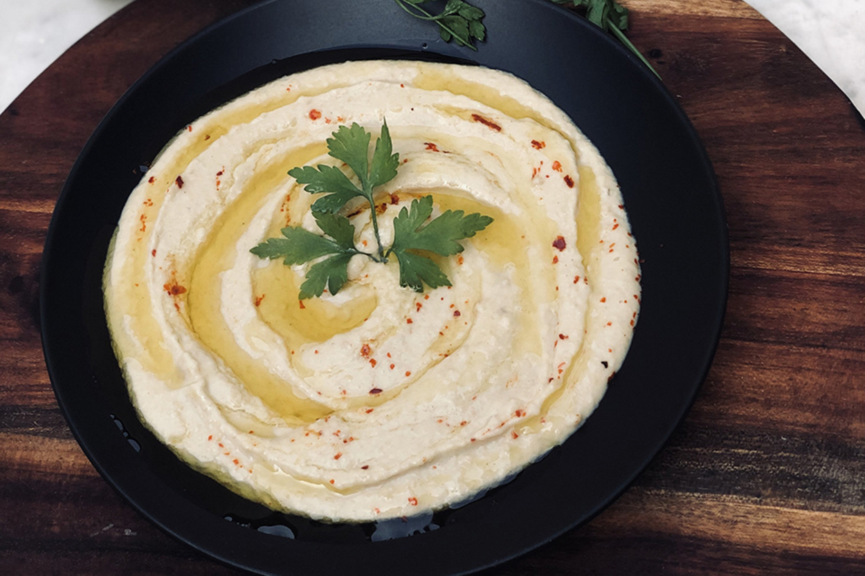 En Sevilen Meze: Kolay Humus