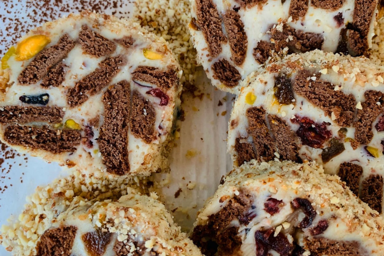 Cheesecake Tadında: Beyaz Çikolatalı Mozaik Pasta