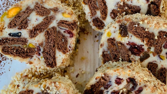 Cheesecake Tadında: Beyaz Çikolatalı Mozaik Pasta