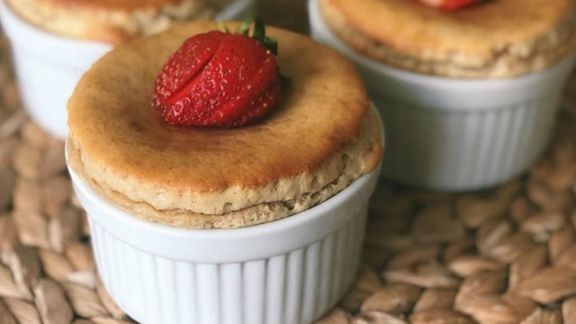 İçinde Yağ da Yok: Şekersiz Tahinli Sufle