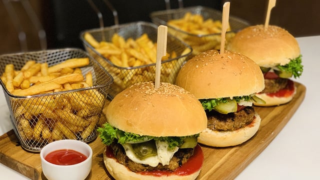 Çok Daha Lezzetlisi Var: Evde Hamburger