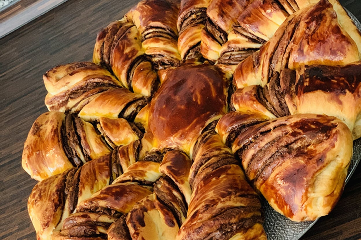 Herkes Tadına Hayran: Çikolata Kremalı Çörek