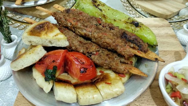 Adana'ya Gitmeden: Evde Adana Kebap