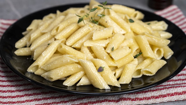 İtalyan Mutfağından: Penne Alfredo