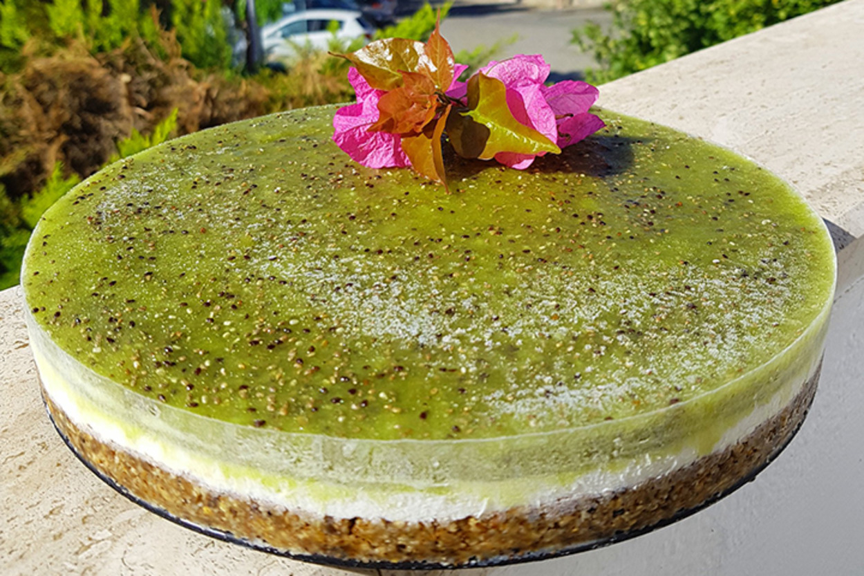 Hem Ekşi Hem Tatlı: Kivili Pişmeyen Cheesecake