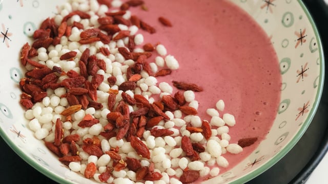 Ferahlatan Lezzet: Pembe Smoothie