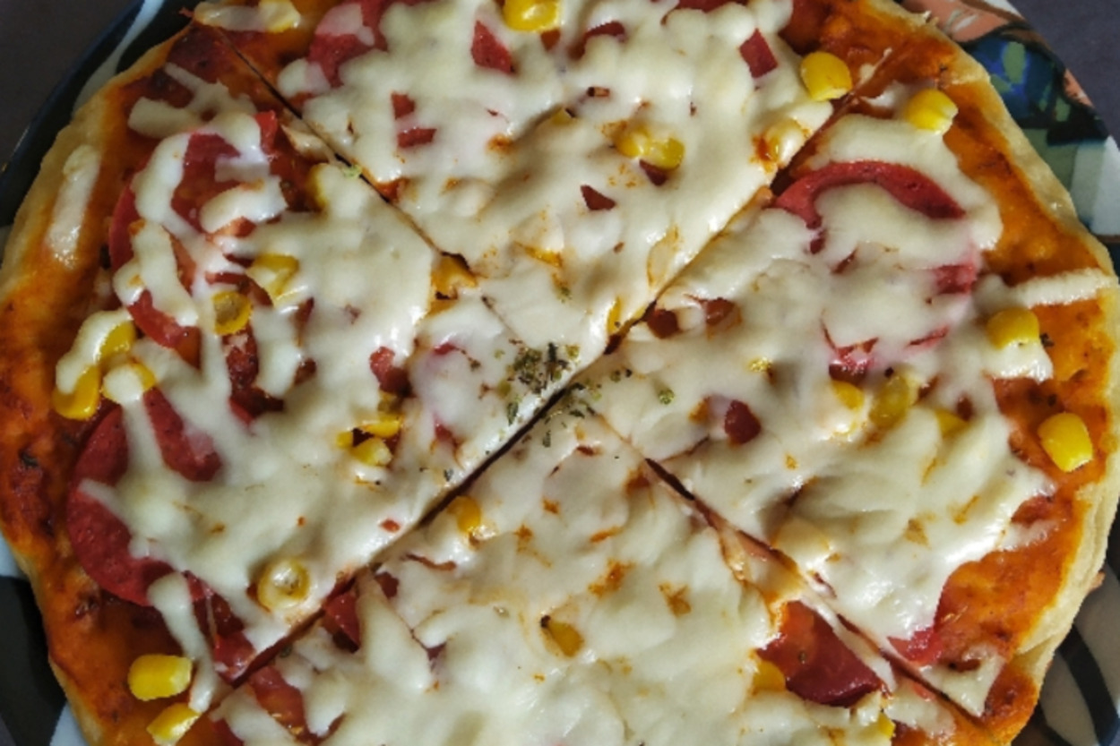 Diğer Tarifleri Unutturur: Tavada Şipşak Pizza