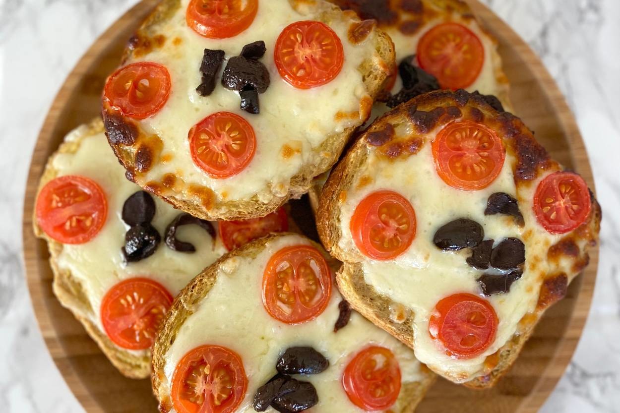 Hem Doyurucu Hem Leziz: Kahvaltılık Pizza
