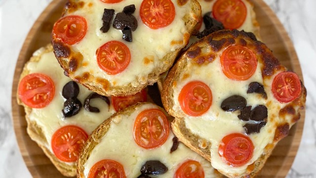Hem Doyurucu Hem Leziz: Kahvaltılık Pizza