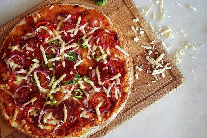 Pratik Lavaş Pizza Tarifi