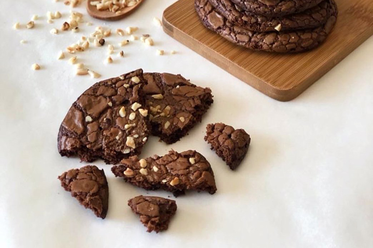 Çayınızın Yanına: Brownie Kurabiye