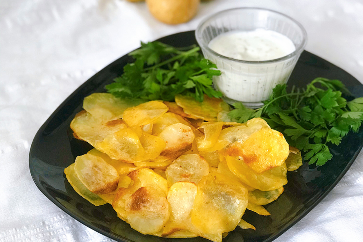 Herkesin Çok Sevdiği: Fırında Patates Cipsi