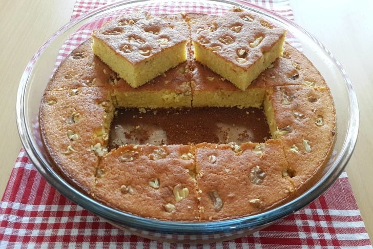 Cevizli Gülüt Kek Tarifi