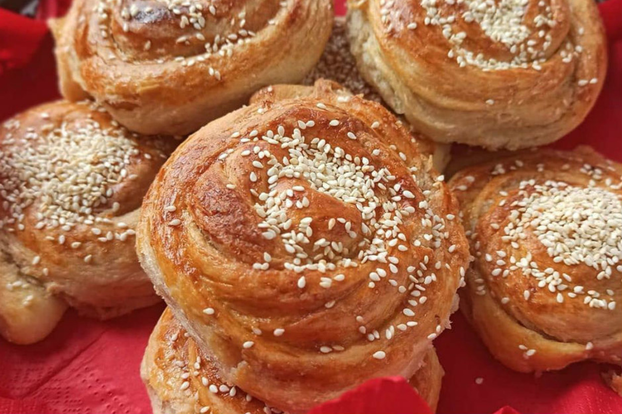 Pastanedekileri Aratmaz: Tahinli Çörek