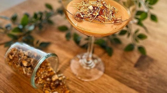 Kokusu Baş Döndürür: Karamelli Muhallebi