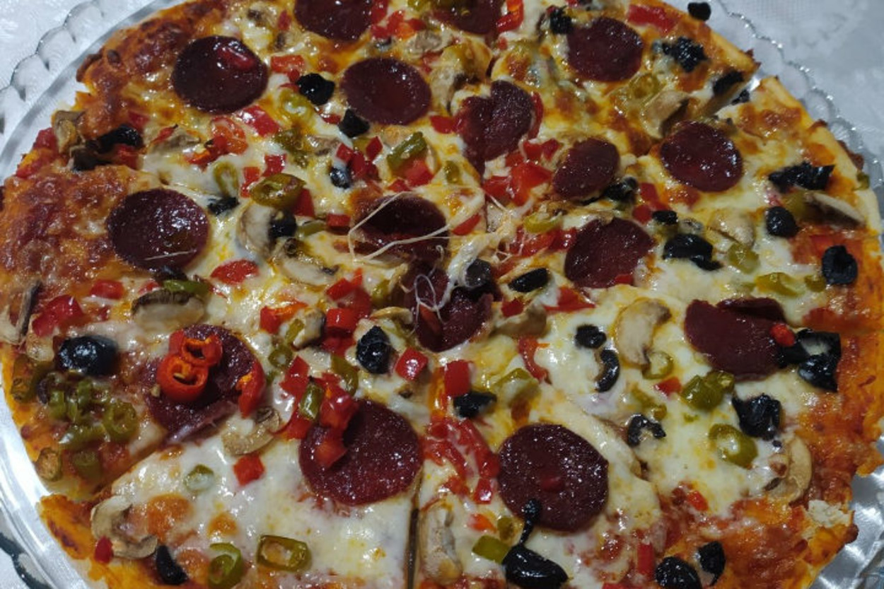 Bol Malzeme Bol Lezzet: Borcamda Pizza