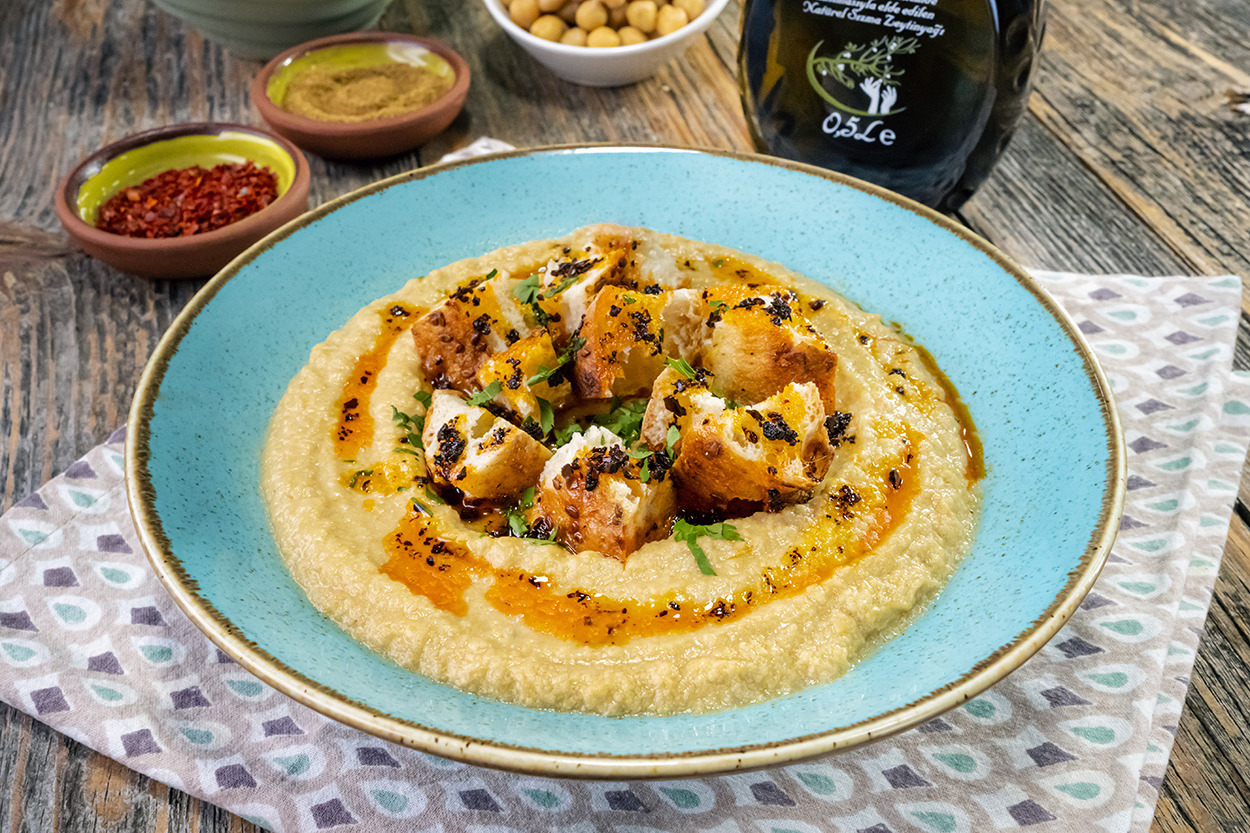Lezzetli Sofralar İçin: Humus Paçası