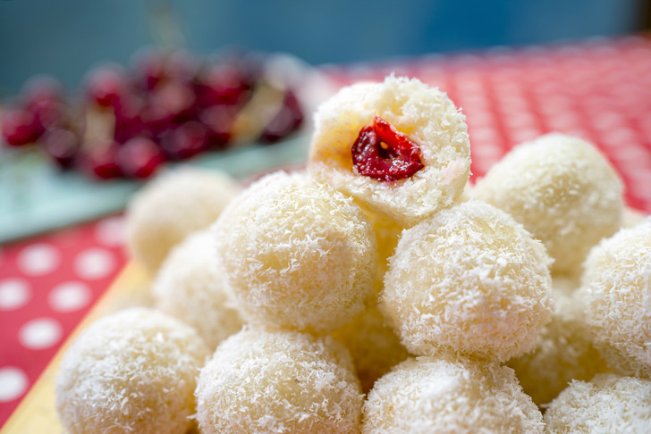 ladoo-visneli-hint-lokumu-yemekcom