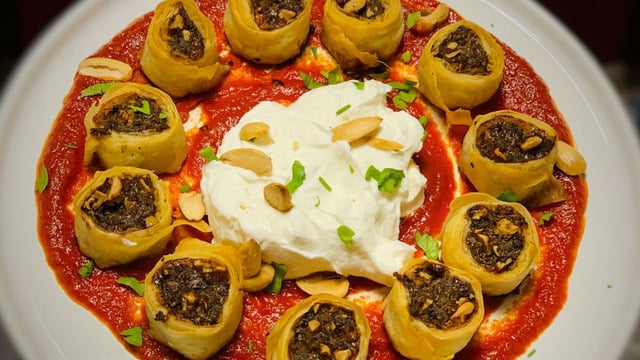 Sunumuyla Lezzetiyle: Bademli Çıtır Köfte
