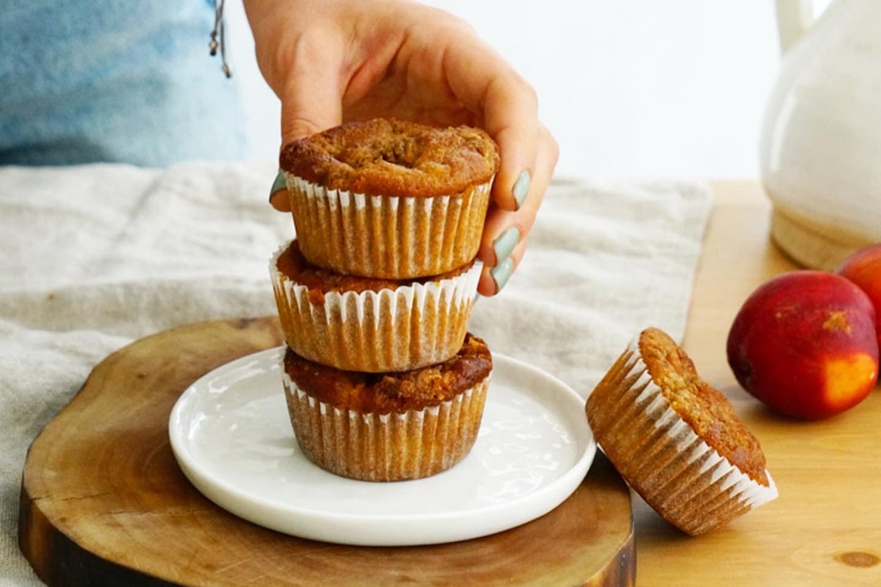 Yumuşacık Kıvamıyla: Nektarinli Muffin