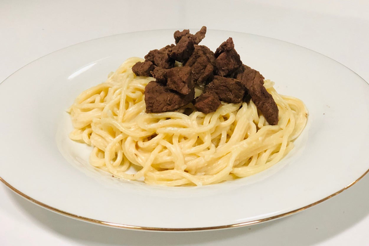 Ağızda Dağılan: Kuşbaşı Etli Spagetti