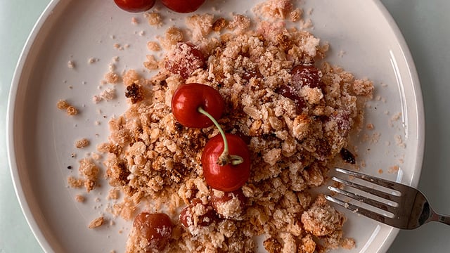 Enfes Uyum: Kirazlı Fit Crumble
