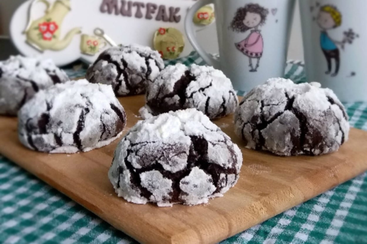 Evdeki Malzemelerle: Brownie Tadında Kurabiye