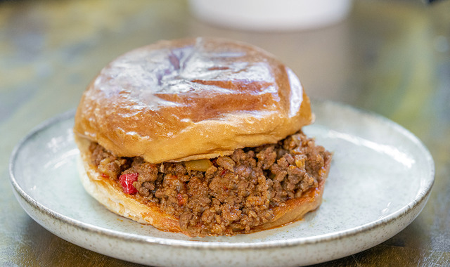 Dağınık Sevenlere: Sloppy Joe