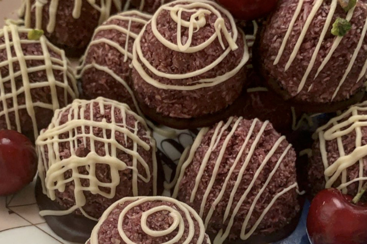 Lokmalık Lezzet: Vişneli Coco