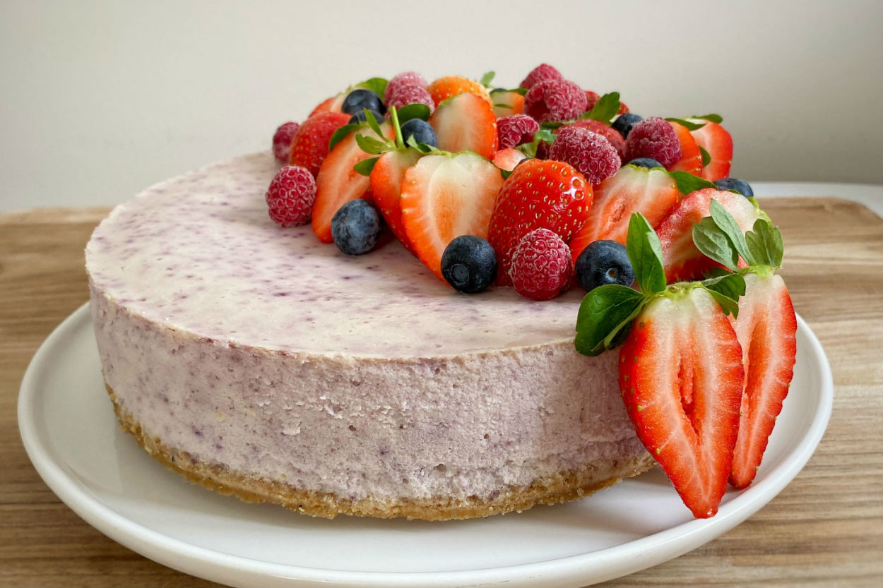 Mutlaka Deneyin: Yaban Mersinli Cheesecake