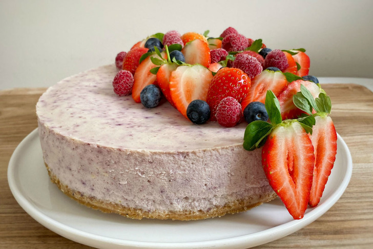 Yaban Mersinli Cheesecake Tarifi