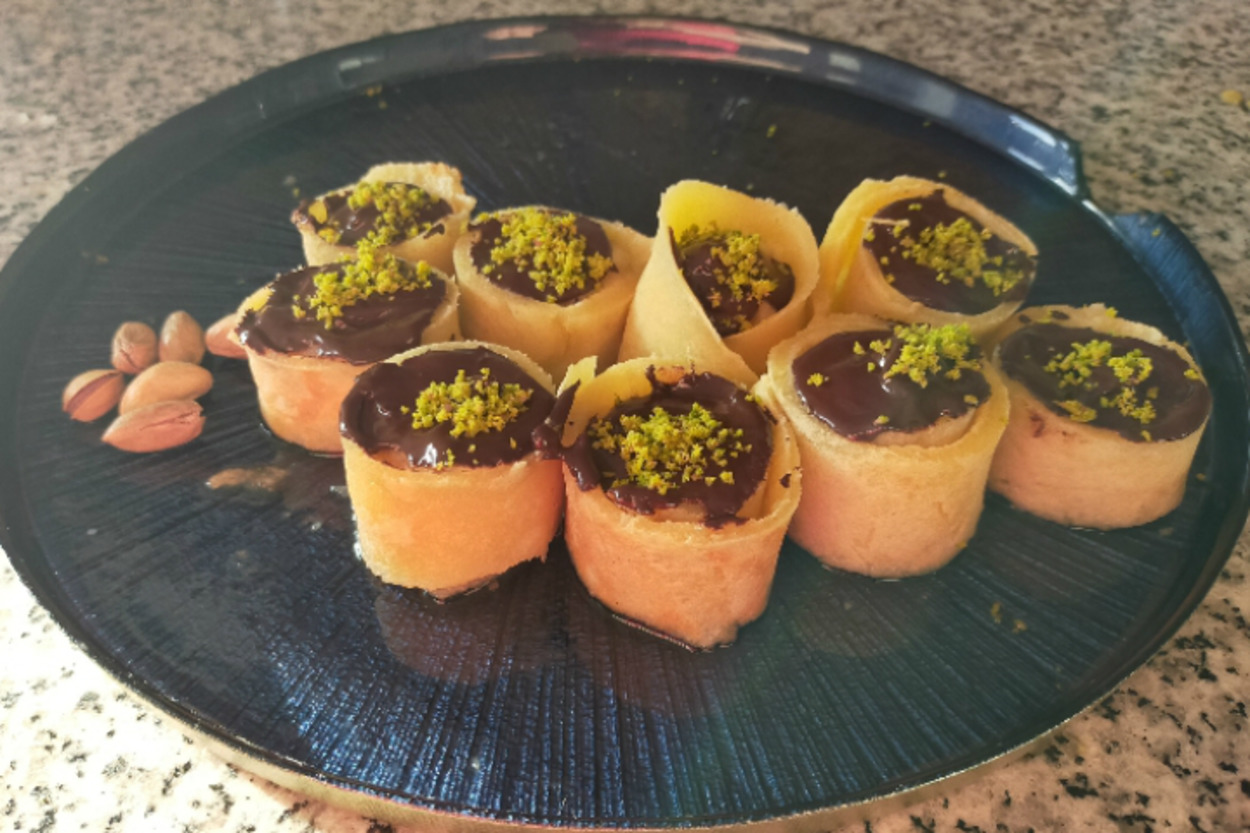 Lokmalık Tatlı: Muzlu Krep Sarma