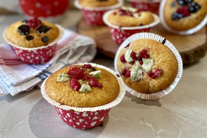 Badem Unlu Muffin Tarifi