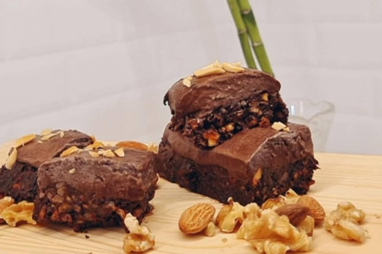 Glutensiz: Pişmeyen Fit Brownie