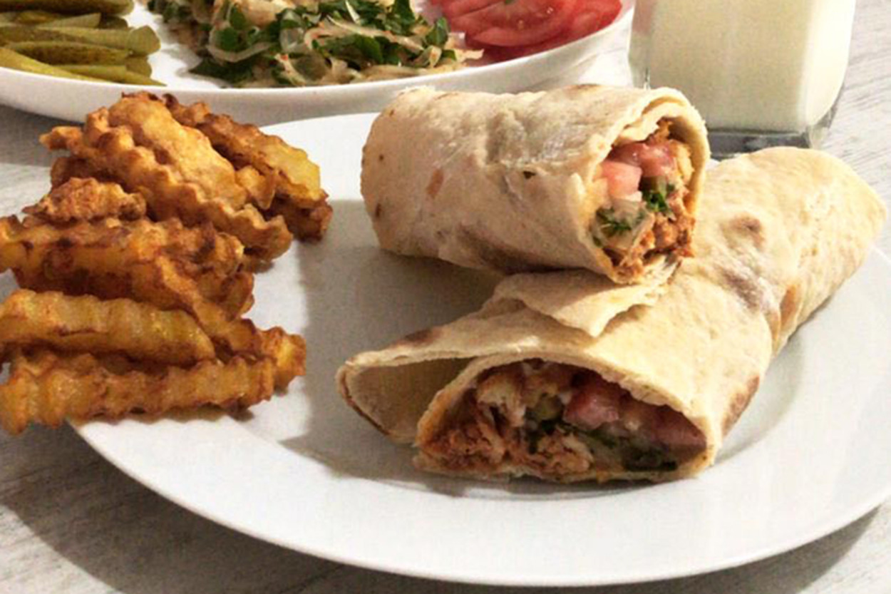 Leziz Aromasıyla: Ev Yapımı Tavuk Döner