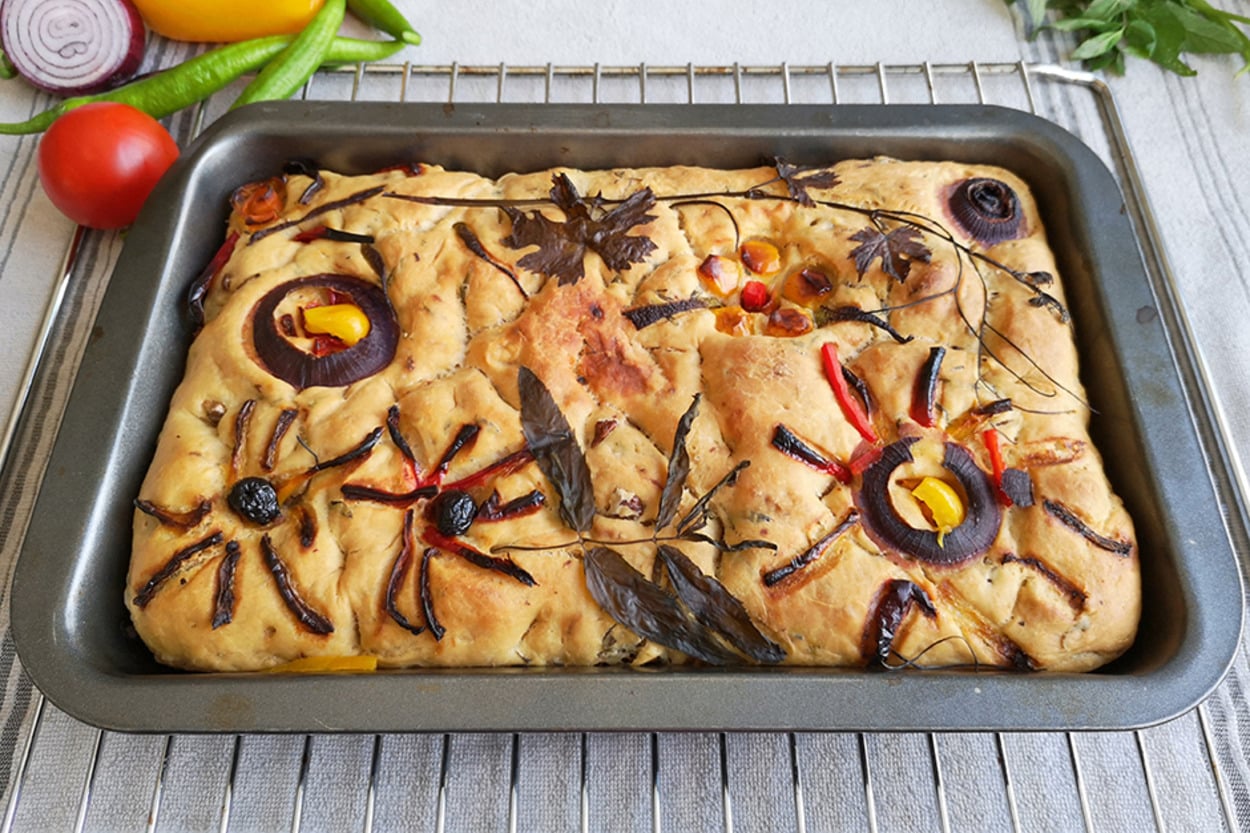 Kendine Has Dokusuyla: Focaccia Ekmek