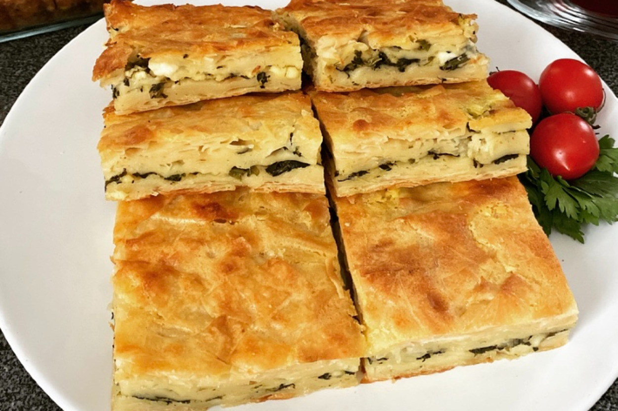 Su Böreği Tadında: Ispanaklı Peynirli Kırpık Börek