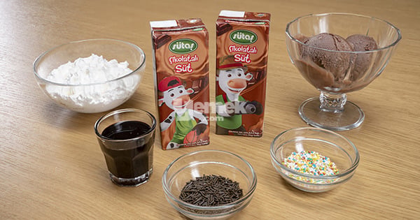 cikolata-sut-milkshake-asama-1